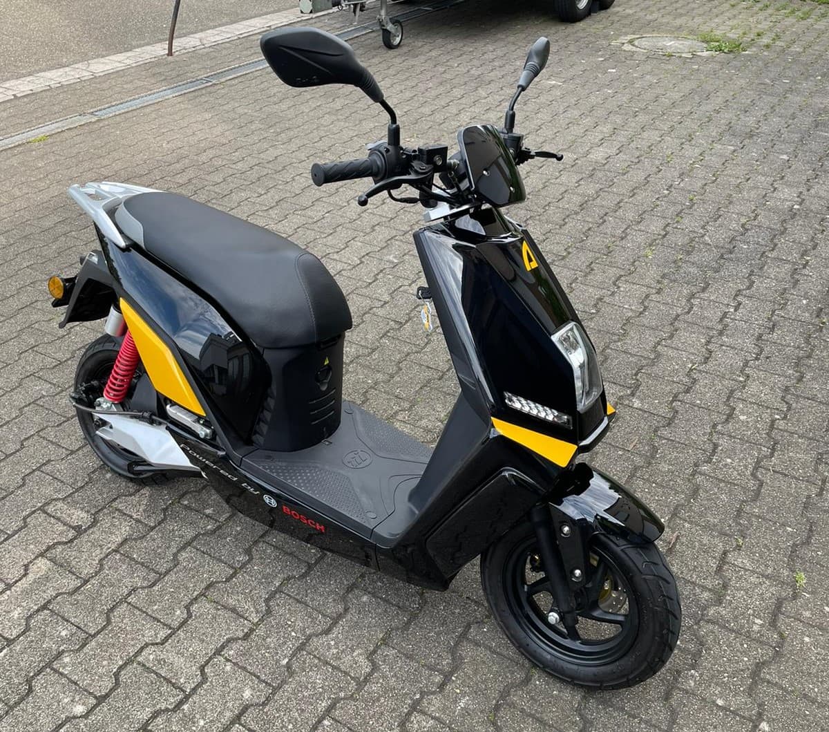 Tauris Elektro-Roller 50